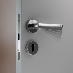 Magnetic PZ lock with soft closing handle KM 002 A Polished Chrome