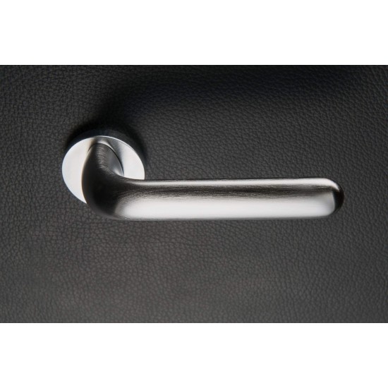 Door handle Olivari Polo M152