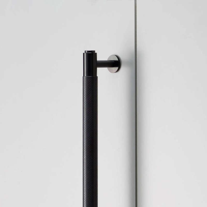 Skapja rokturis BUSTER + PUNCH CROSS — melna